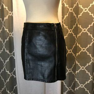 Express vegan leather black skirt, size 4